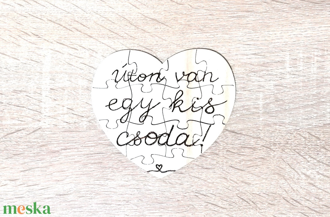 Bababejelentő szív alakú puzzle - baba - mama - babaemlékek - bababejelentők - Meska.hu