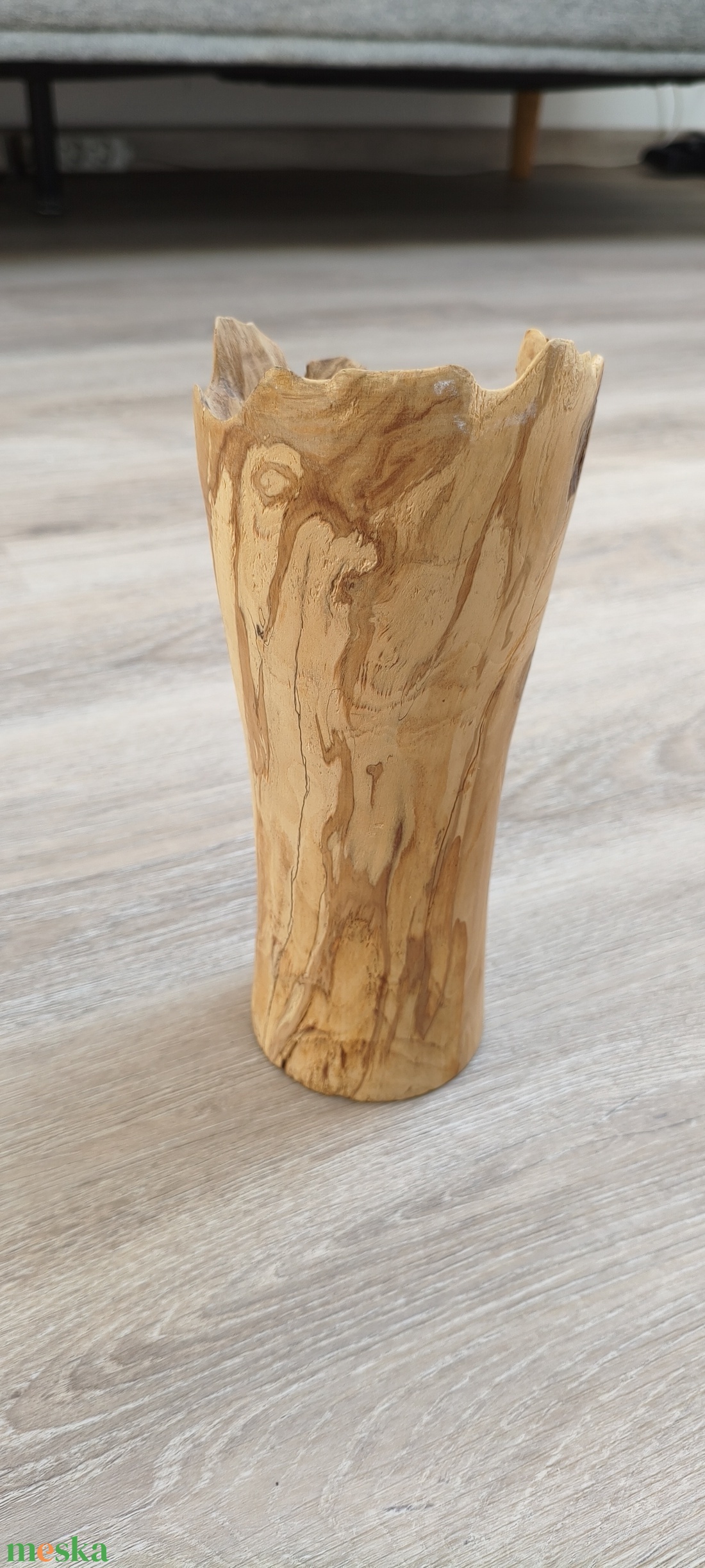 Cserjéből készült, egyedi fa díszváza.  - otthon & életmód - virágdekoráció - virágtartó - váza - Meska.hu