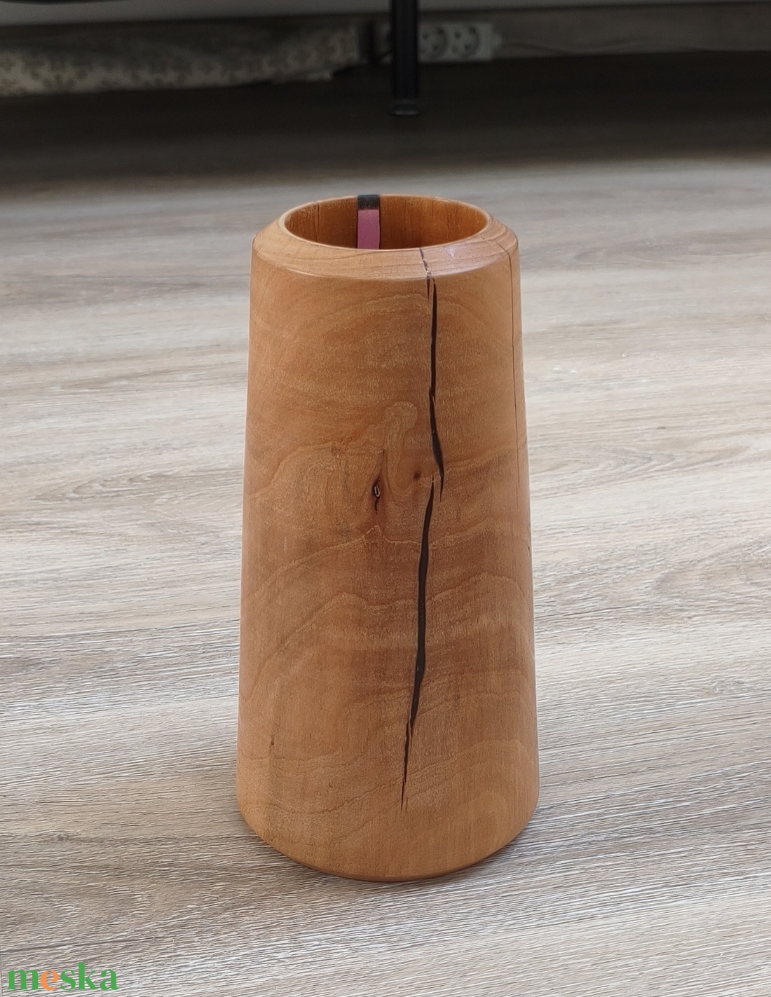 Epoxyval kiöntött fa váza - otthon & életmód - virágdekoráció - virágtartó - váza - Meska.hu