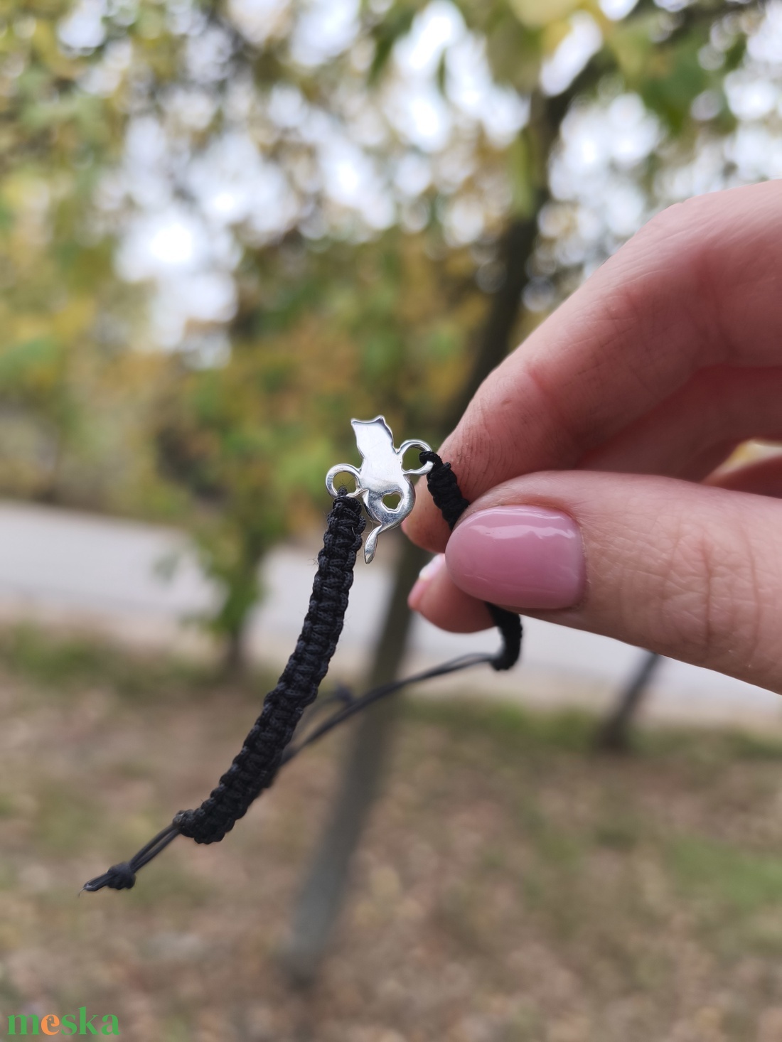 Cicás karkötő  - ékszer - karkötő - fonott karkötő - Meska.hu