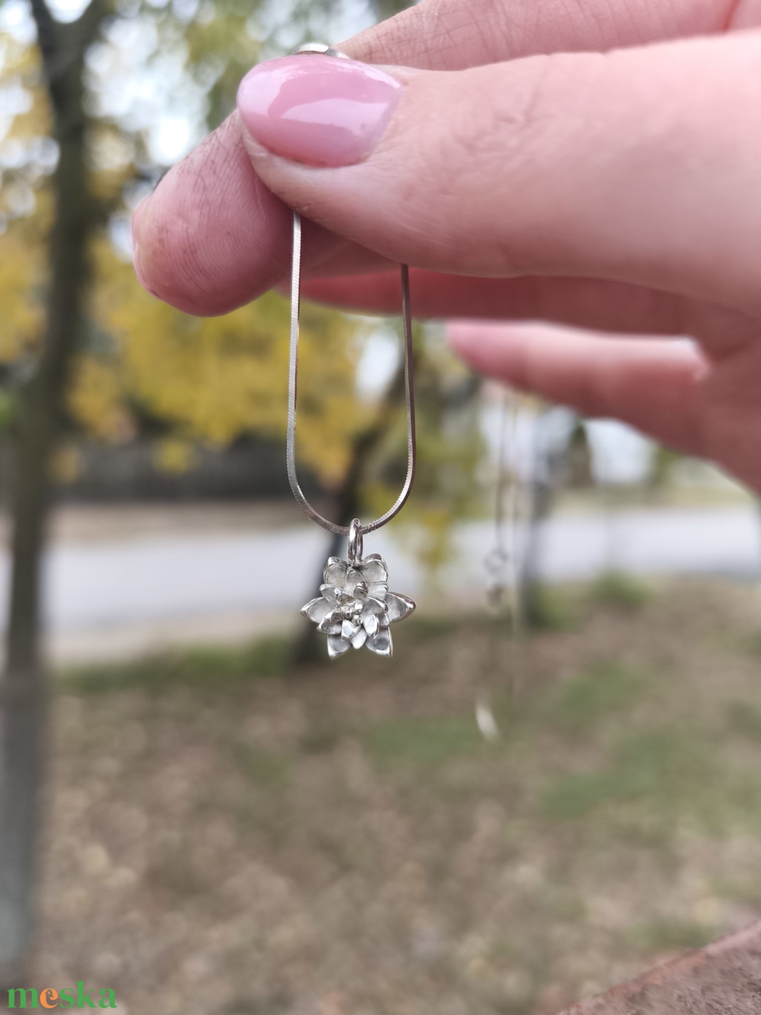 Lótusz medál ezüstből  - ékszer - ékszerszett - Meska.hu