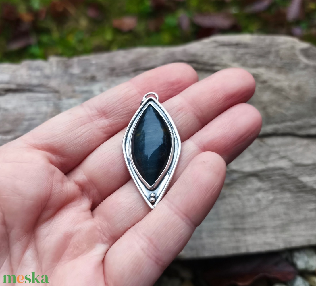 Ezüst Sólyomszem medál - ékszer - nyaklánc - medál - Meska.hu