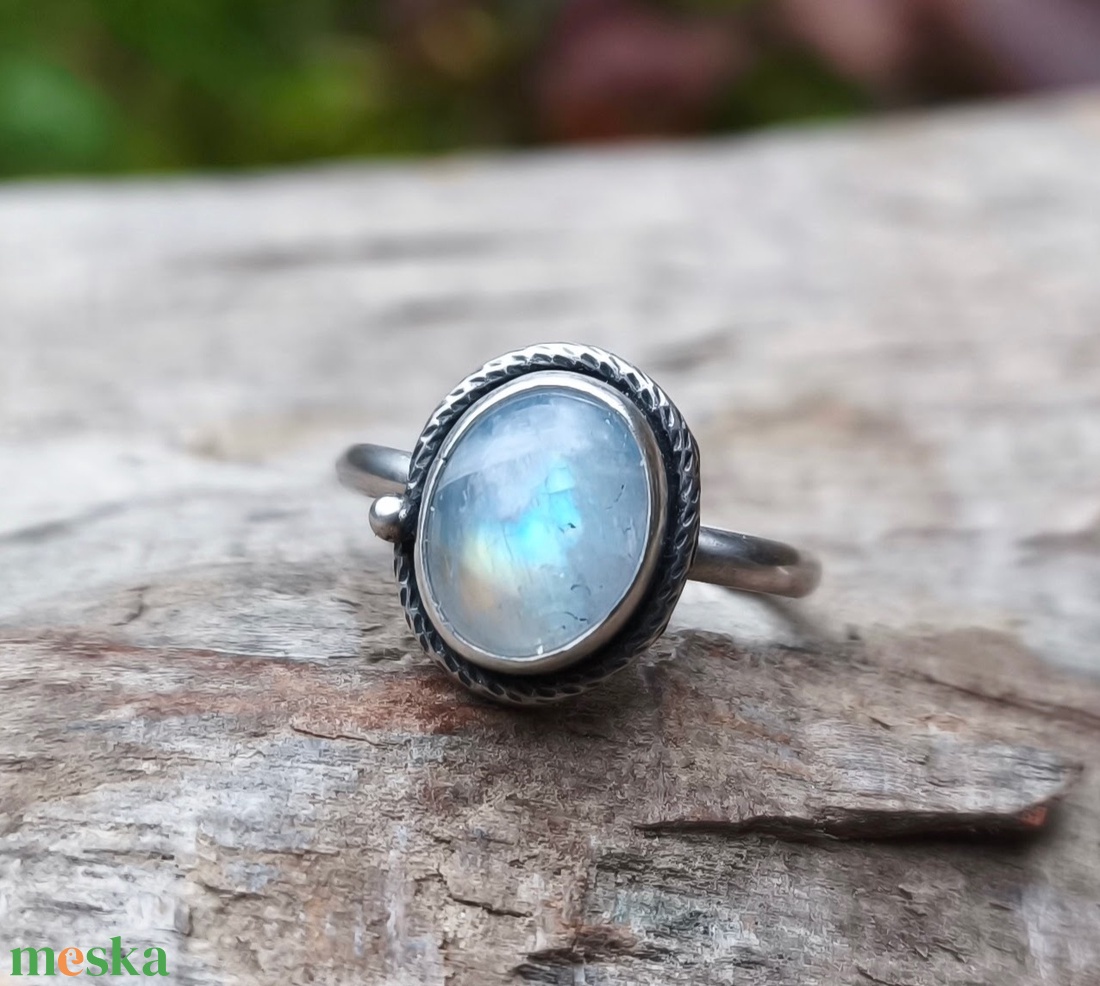 Ezüst Holdkő gyűrű - ékszer - gyűrű - vékony gyűrű - Meska.hu