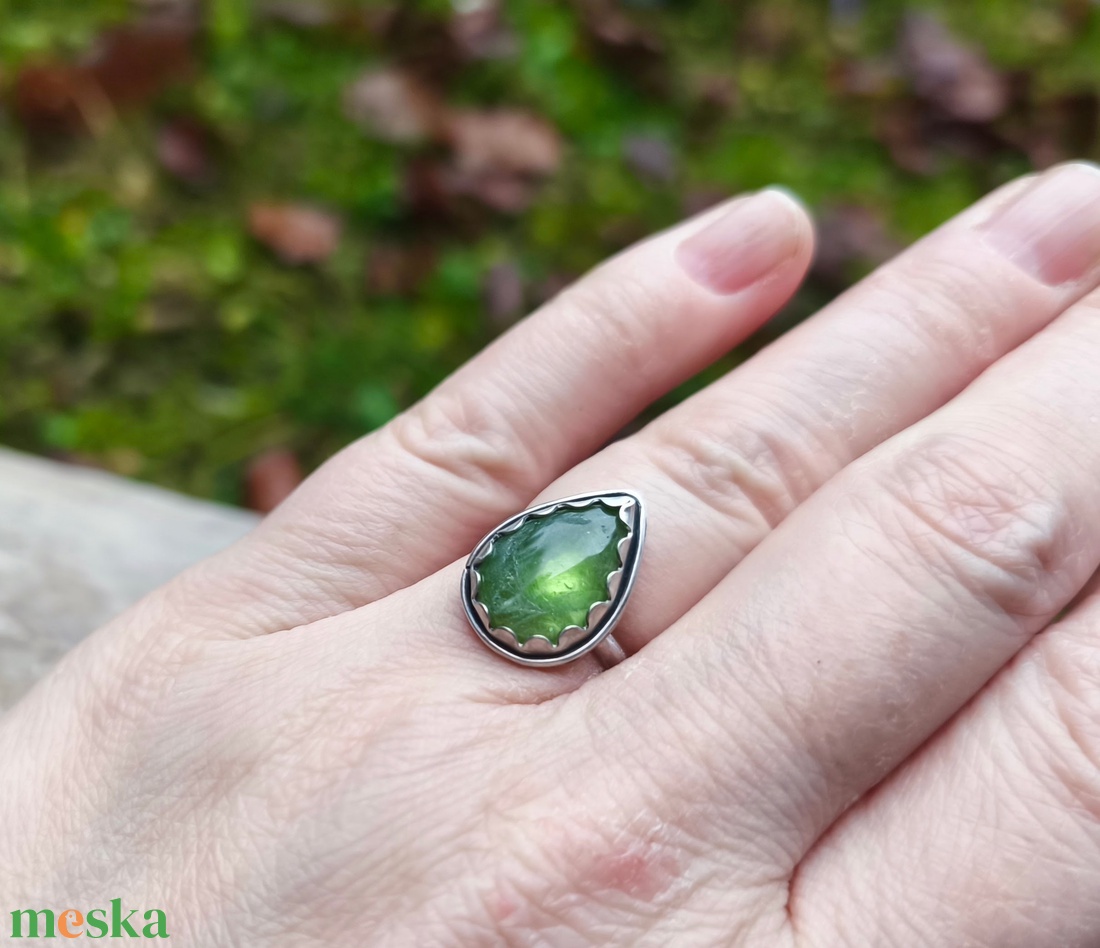 Ezüst Olivin gyűrű - ékszer - gyűrű - szoliter gyűrű - Meska.hu