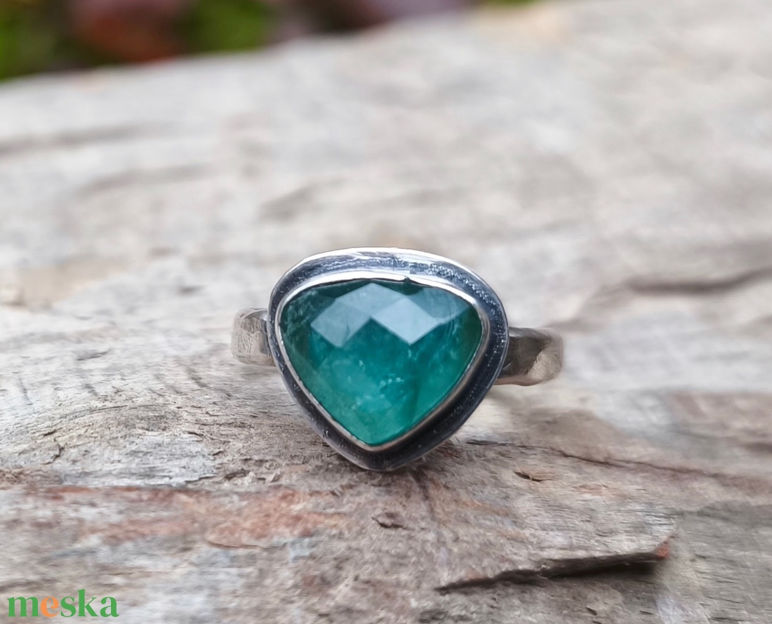 Ezüst Turmalin gyűrű - ékszer - gyűrű - szoliter gyűrű - Meska.hu