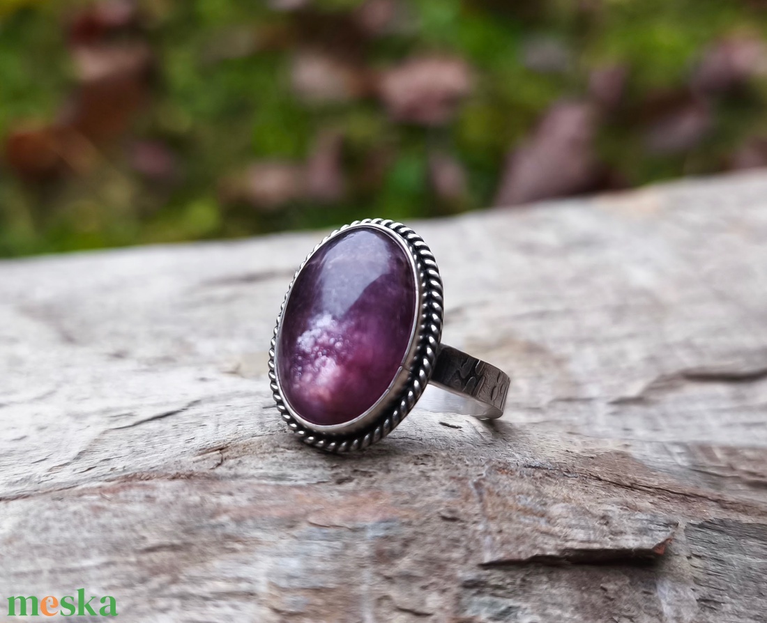 Ezüst Lepidolit gyűrű - ékszer - gyűrű - statement gyűrű - Meska.hu