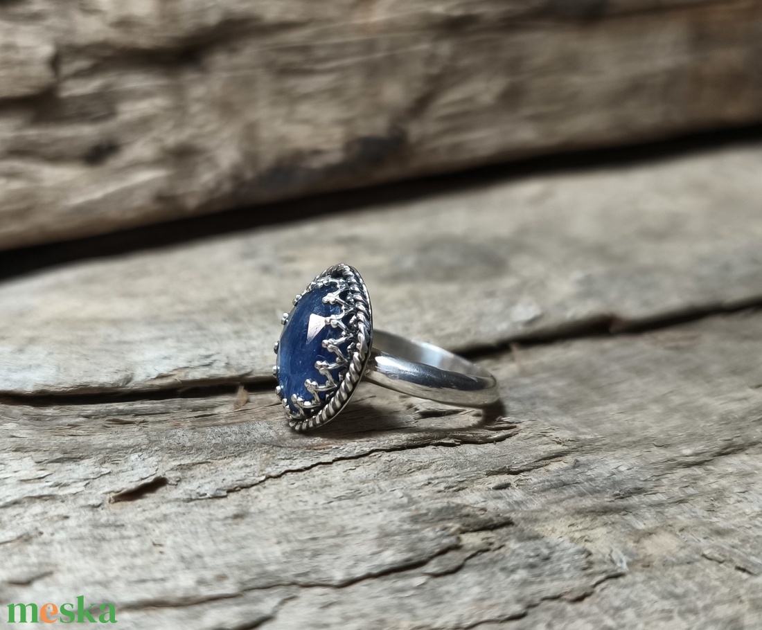 Ezüst Kianit gyűrű - ékszer - gyűrű - szoliter gyűrű - Meska.hu