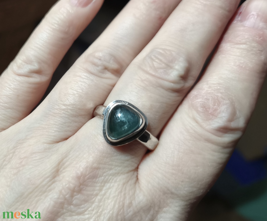 Ezüst Turmalin gyűrű - ékszer - gyűrű - szoliter gyűrű - Meska.hu