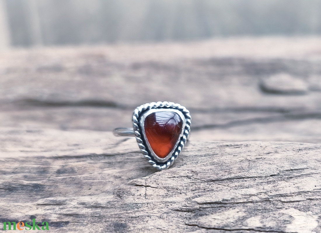 Ezüst Gránát gyűrű - ékszer - gyűrű - szoliter gyűrű - Meska.hu
