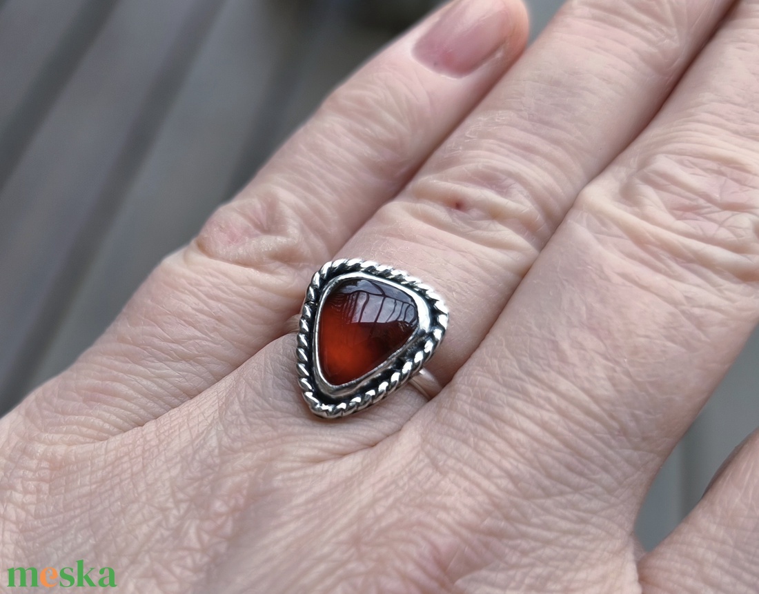 Ezüst Gránát gyűrű - ékszer - gyűrű - szoliter gyűrű - Meska.hu