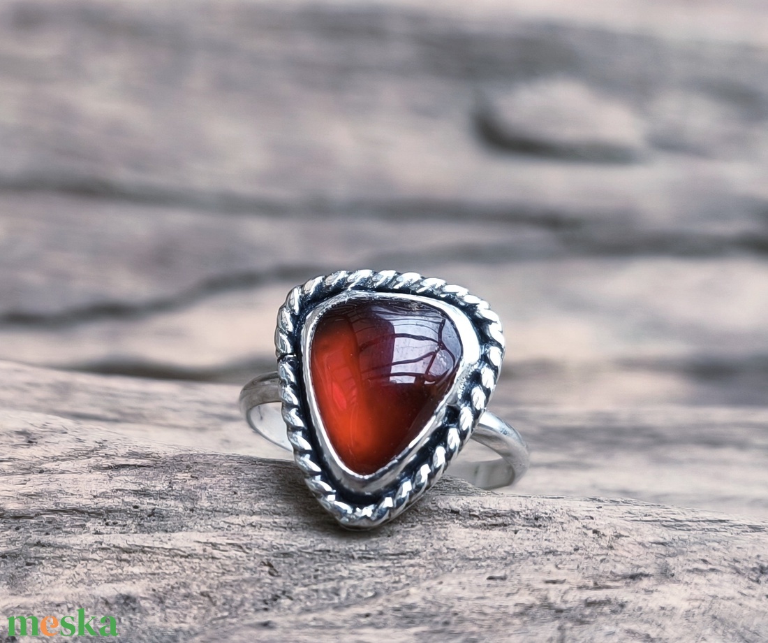 Ezüst Gránát gyűrű - ékszer - gyűrű - szoliter gyűrű - Meska.hu