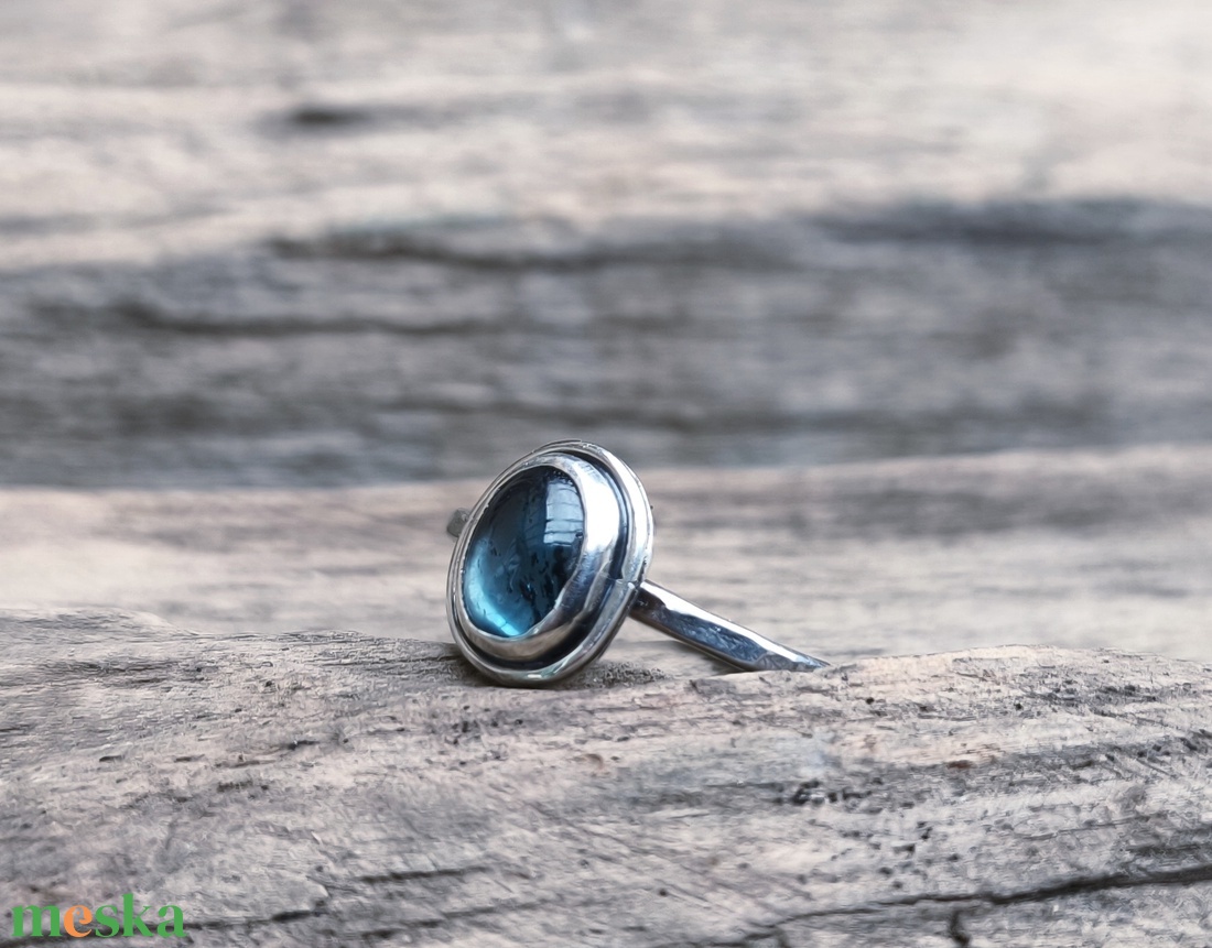 Ezüst Kianit gyűrű - ékszer - gyűrű - szoliter gyűrű - Meska.hu