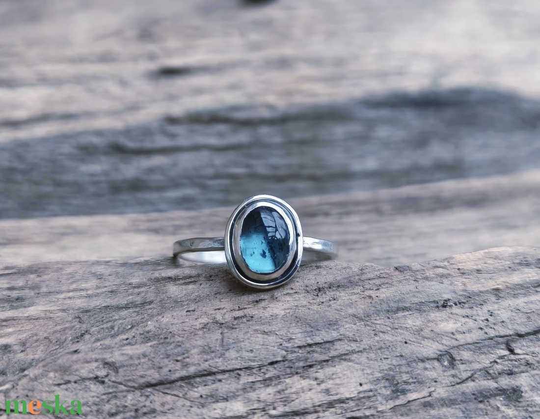 Ezüst Kianit gyűrű - ékszer - gyűrű - szoliter gyűrű - Meska.hu