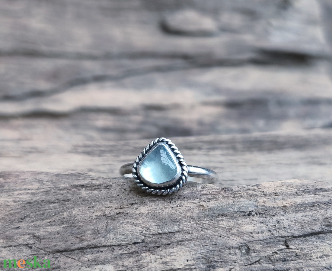 Ezüst Akvamarin gyűrű - ékszer - gyűrű - vékony gyűrű - Meska.hu