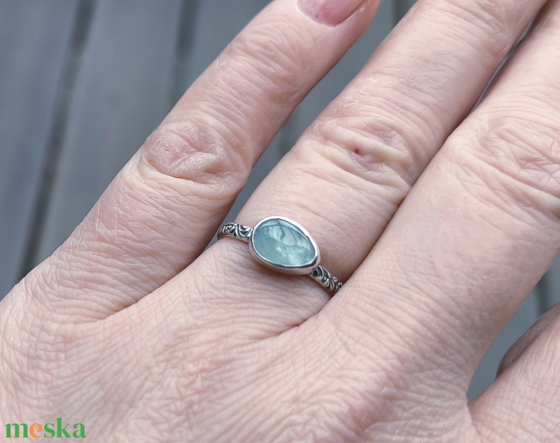 Ezüst Akvamarin gyűrű - ékszer - gyűrű - vékony gyűrű - Meska.hu