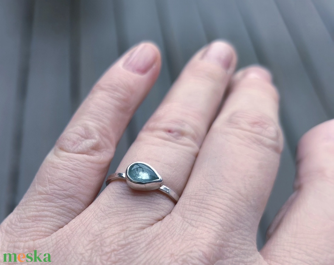Ezüst Akvamarin gyűrű - ékszer - gyűrű - vékony gyűrű - Meska.hu