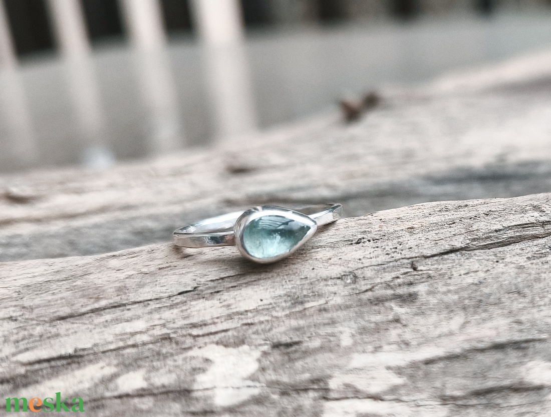 Ezüst Akvamarin gyűrű - ékszer - gyűrű - vékony gyűrű - Meska.hu
