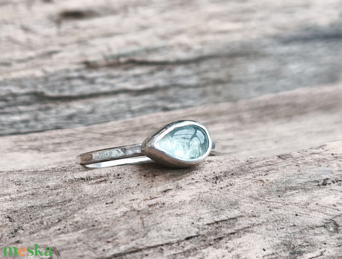 Ezüst Akvamarin gyűrű - ékszer - gyűrű - vékony gyűrű - Meska.hu