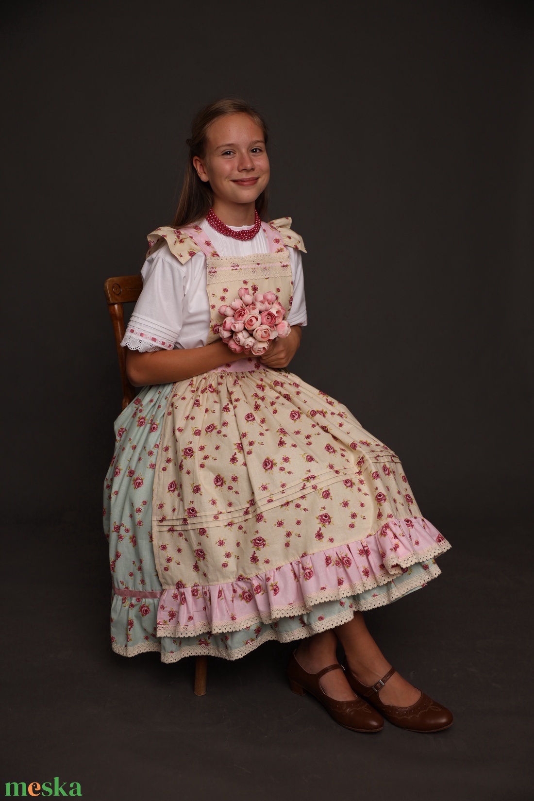 Melles kötény - ruha & divat - babaruha & gyerekruha - szoknya - Meska.hu Melles kötény - ruha & divat - babaruha & gyerekruha - szoknya - Meska.hu