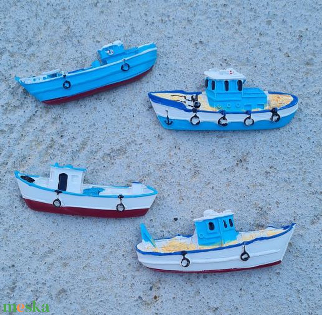 FI-0501.- 0527. Halászbárka,8 féle    9cm - kellékek & szerszámok - dekorációs kellékek - figurák - Meska.hu