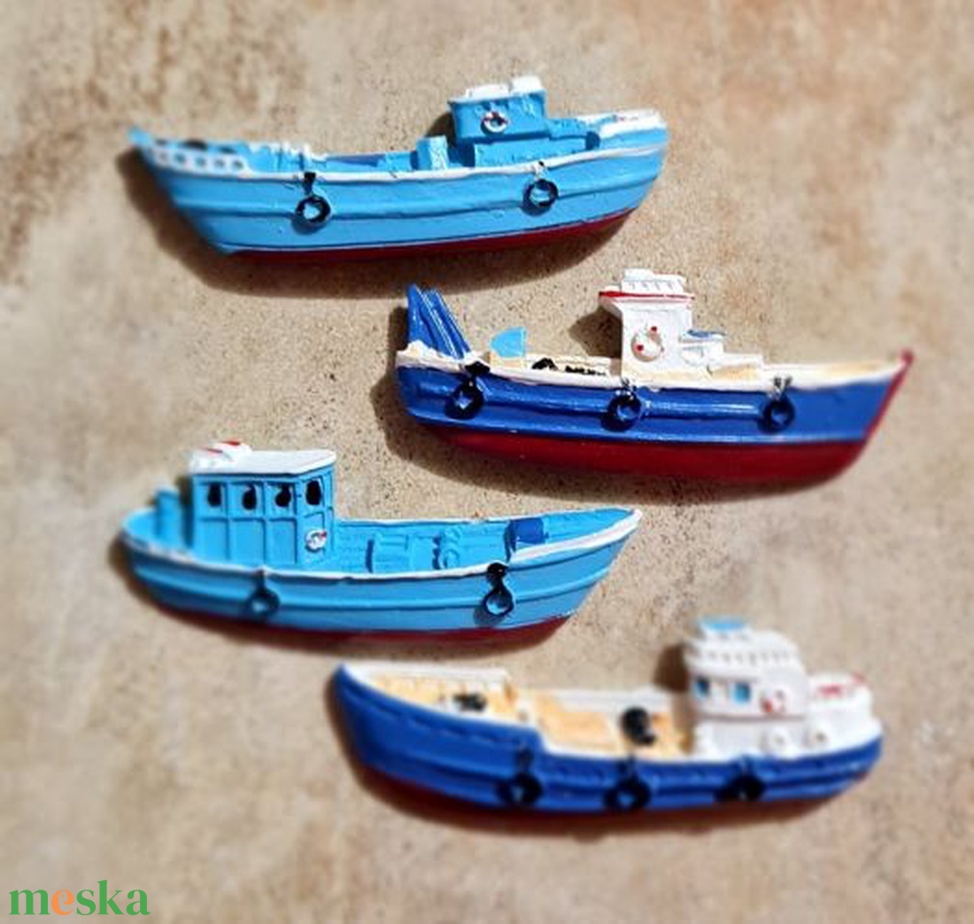FI-0501.- 0527. Halászbárka,8 féle    9cm - kellékek & szerszámok - dekorációs kellékek - figurák - Meska.hu