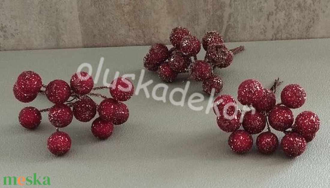 Deres bogyós pick, betűző - kellékek & szerszámok - dekorációs kellékek - figurák - Meska.hu Deres bogyós pick, betűző - kellékek & szerszámok - dekorációs kellékek - figurák - Meska.hu