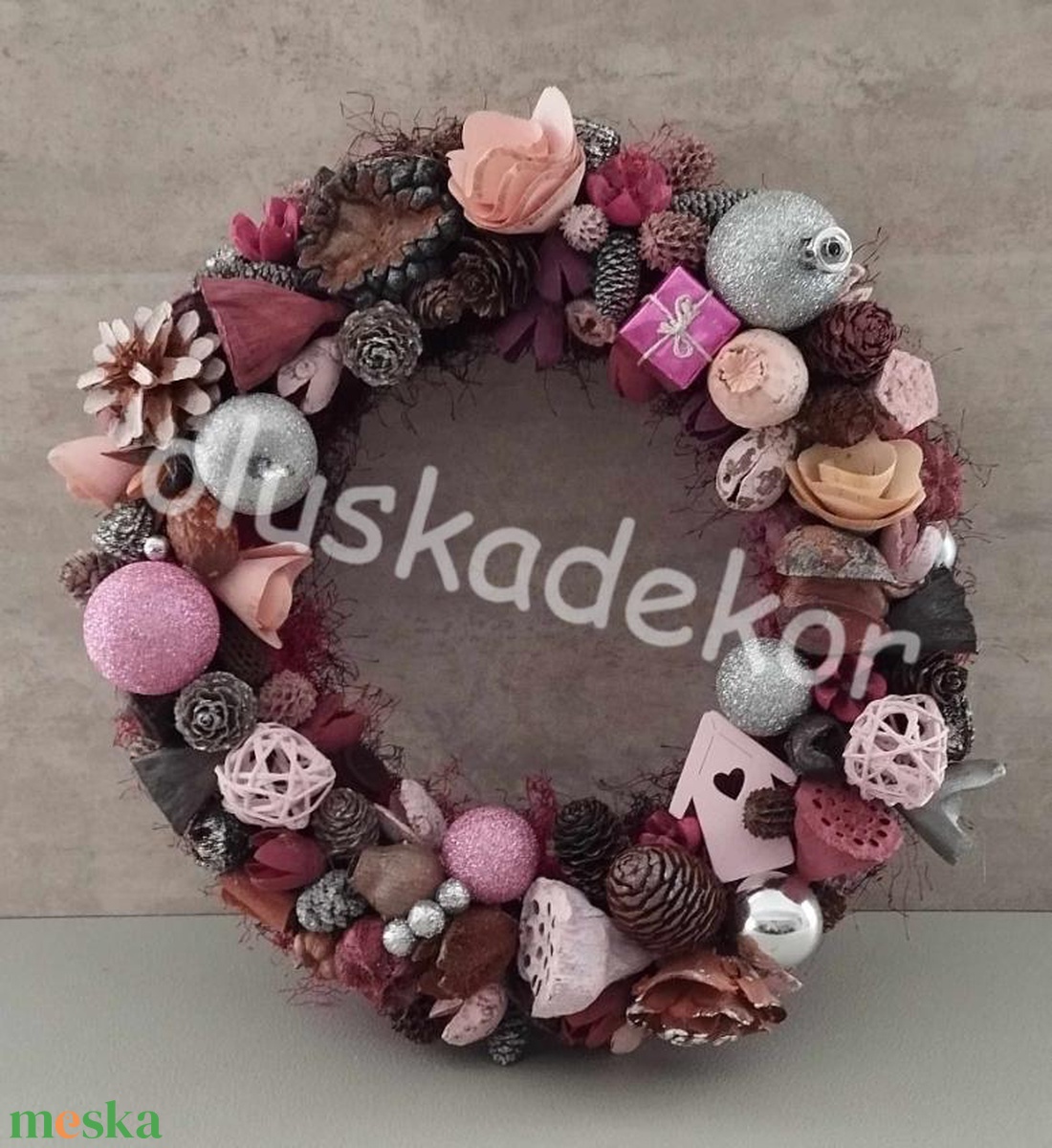 Rózsaszín, magenta - ezüst adventi koszorú, ajtó kopogtató - 25cm - karácsony - adventi díszek - adventi ajtódísz - Meska.hu Rózsaszín, magenta - ezüst adventi koszorú, ajtó kopogtató - 25cm - karácsony - adventi díszek - adventi ajtódísz - Meska.hu