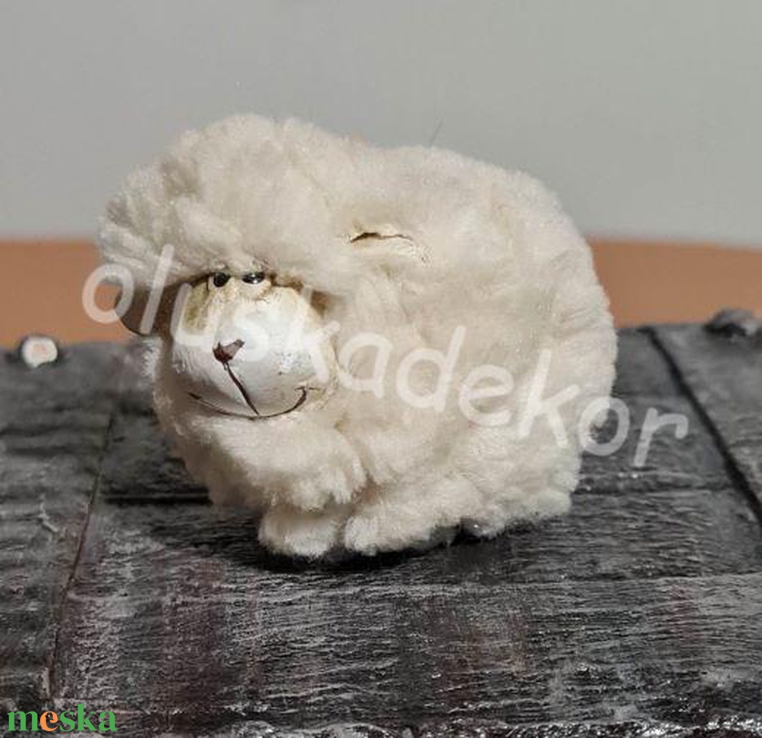 Kerámia bárány pihe - puha bundával, 5cm - kellékek & szerszámok - dekorációs kellékek - figurák - Meska.hu Kerámia bárány pihe - puha bundával, 5cm - kellékek & szerszámok - dekorációs kellékek - figurák - Meska.hu