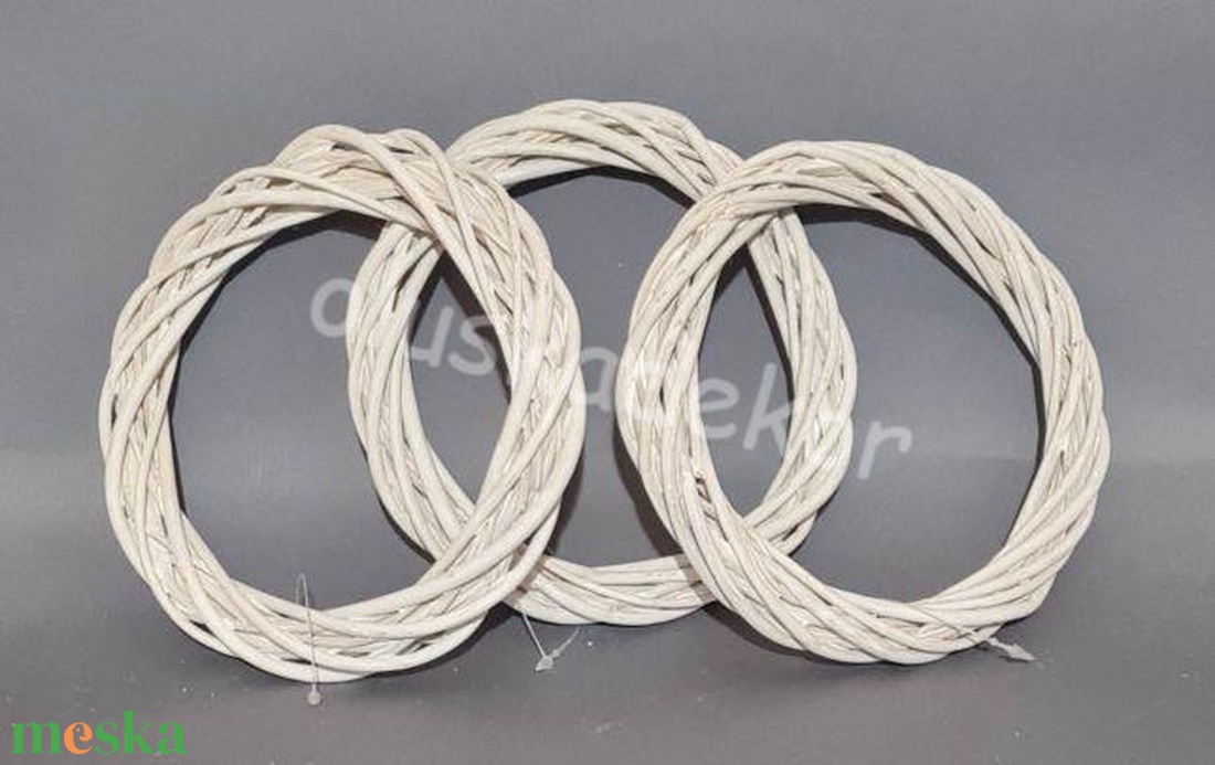 Fűzkoszorú, vesszőkoszorú, fehér, szürke, natúr, 15cm - kellékek & szerszámok - dekorációs kellékek - egyéb kellékek - Meska.hu Fűzkoszorú, vesszőkoszorú, fehér, szürke, natúr, 15cm - kellékek & szerszámok - dekorációs kellékek - egyéb kellékek - Meska.hu