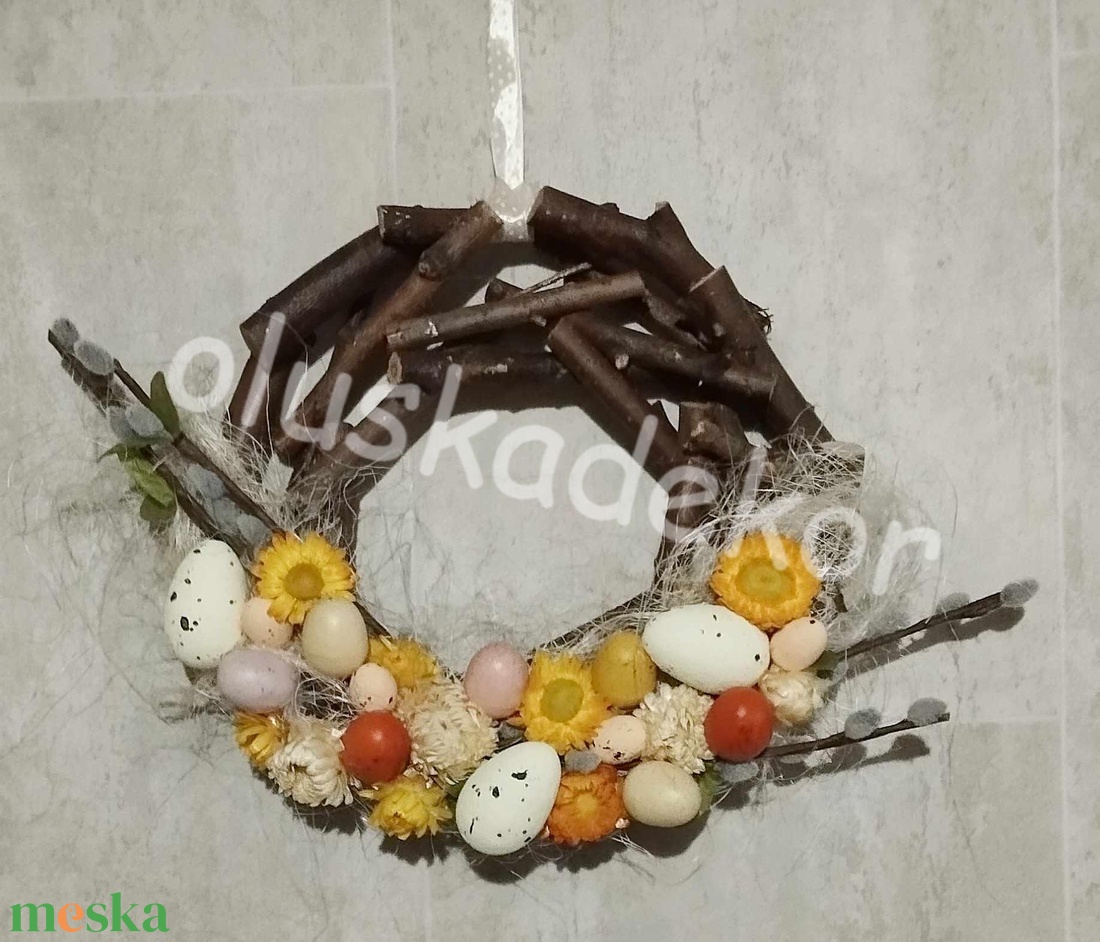 Húsvéti ajtókopogtató, ajtódísz, koszorú, barka, szalmarózsa, tojás dekoráció, 25cm - otthon & életmód - dekoráció - ajtó- és ablak dekoráció - ajtódísz & kopogtató - Meska.hu