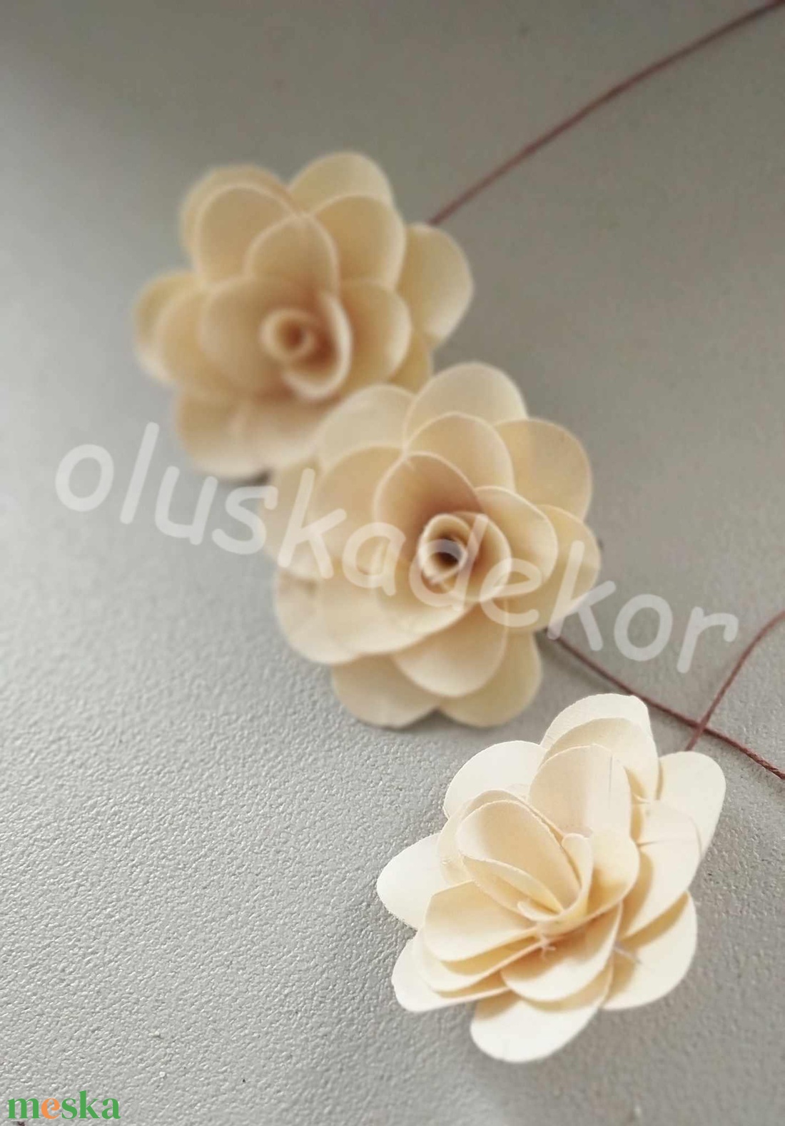 Pálma rózsa, Pálmarózsa, 2 féle havas-fehér, fehérített  - kellékek & szerszámok - dekorációs kellékek - egyéb kellékek - Meska.hu