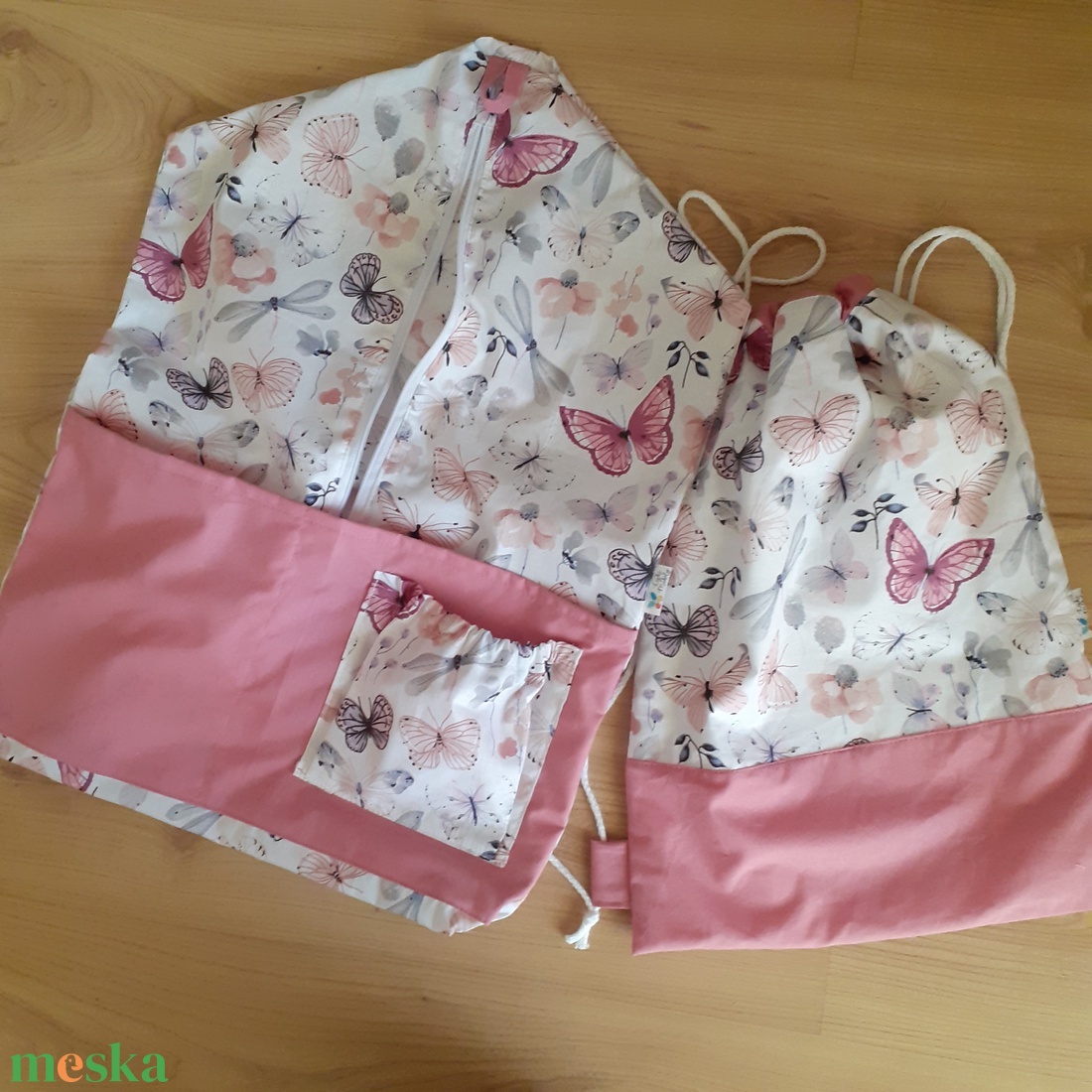 Ovis zsák szett, lepkés - játék & sport - ovis felszerelés - ovis szett (zsák és tornazsák) - Meska.hu