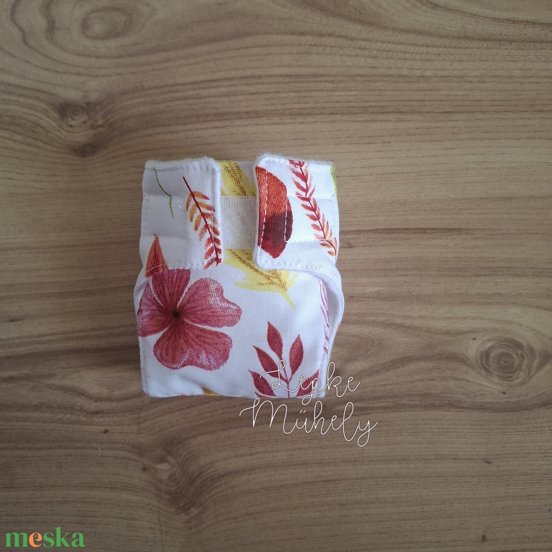 Játék baba pelenka, virágos  - játék & sport - baba & babaház - babaruha, babakellék - Meska.hu