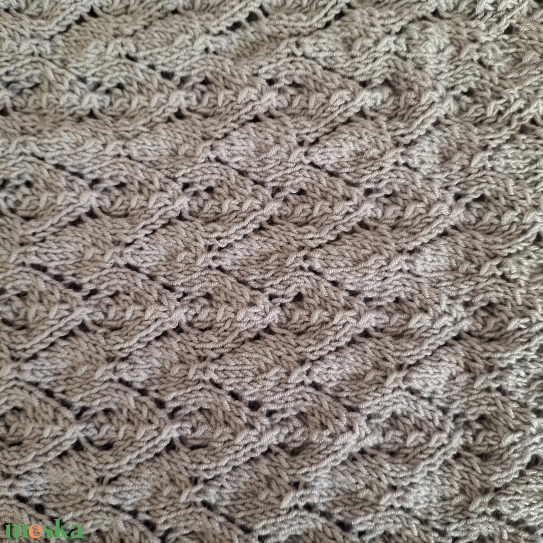 Kézzel kötött sál, szürke - ruha & divat - sál, sapka, kendő - sál - Meska.hu