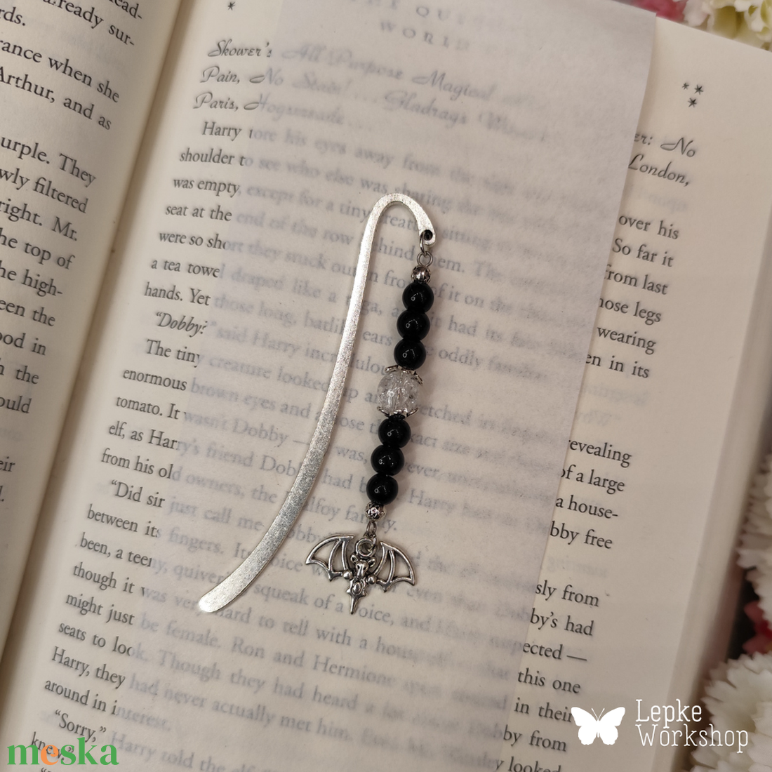 Könyvjelző denevér függővel - könyv & zene - könyvjelző - Meska.hu