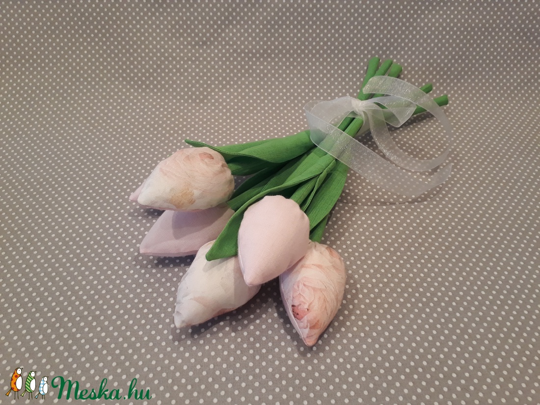 Textil tulipán - otthon & életmód - dekoráció - virágdísz és tartó - csokor & virágdísz - Meska.hu