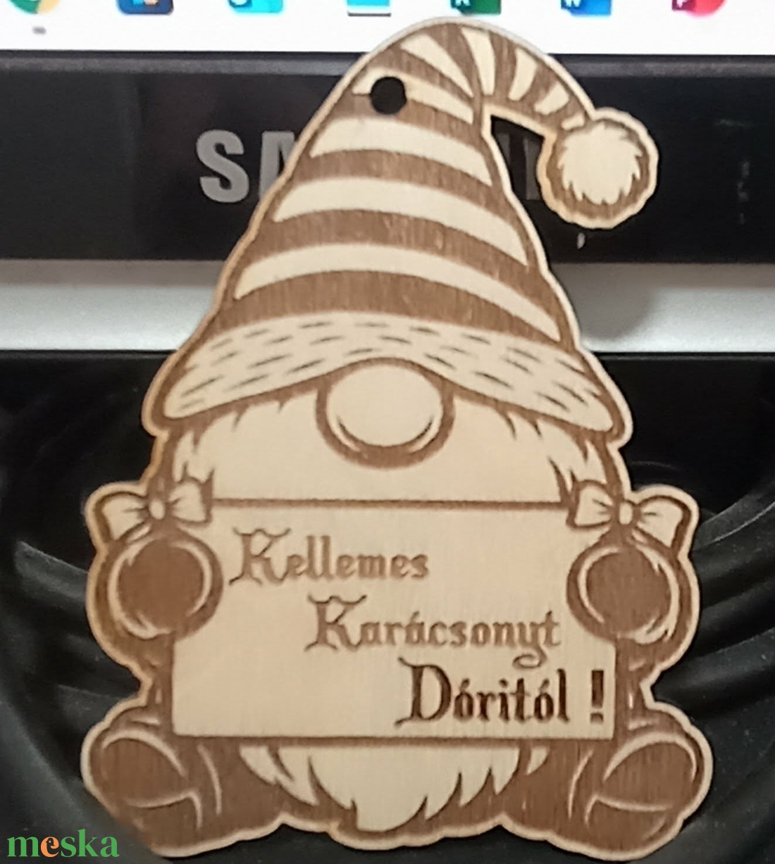 Törpés Kellemes Karácsonyt, köszönet, névreszoló dísz. - karácsony - karácsonyi lakásdekoráció - karácsonyfadíszek - Meska.hu