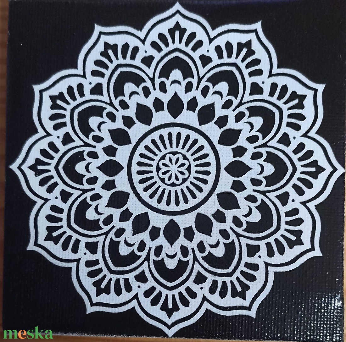 Mandala_feszített vászonon. - otthon & életmód - dekoráció - spiritualitás - mandala - Meska.hu