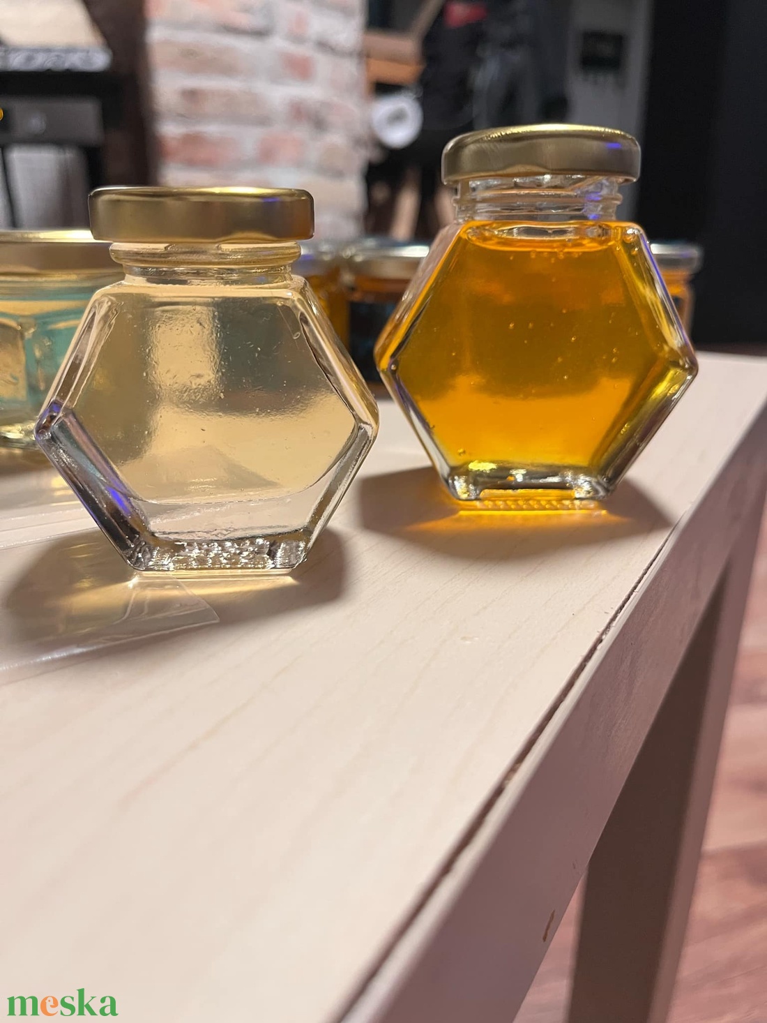 Termelői méz hexagon formájú üvegben - élelmiszer - méz & propolisz - Meska.hu