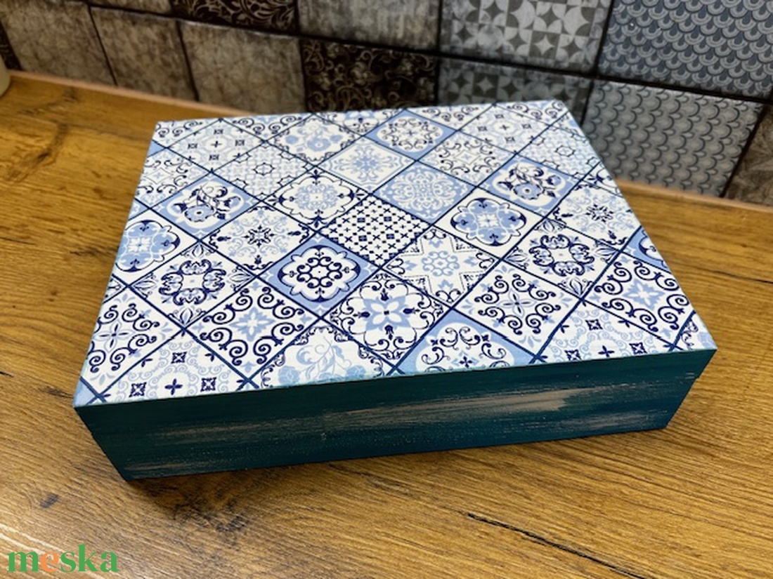 Csempe mintás doboz - otthon & életmód - dekoráció - asztal és polc dekoráció - díszdoboz - Meska.hu