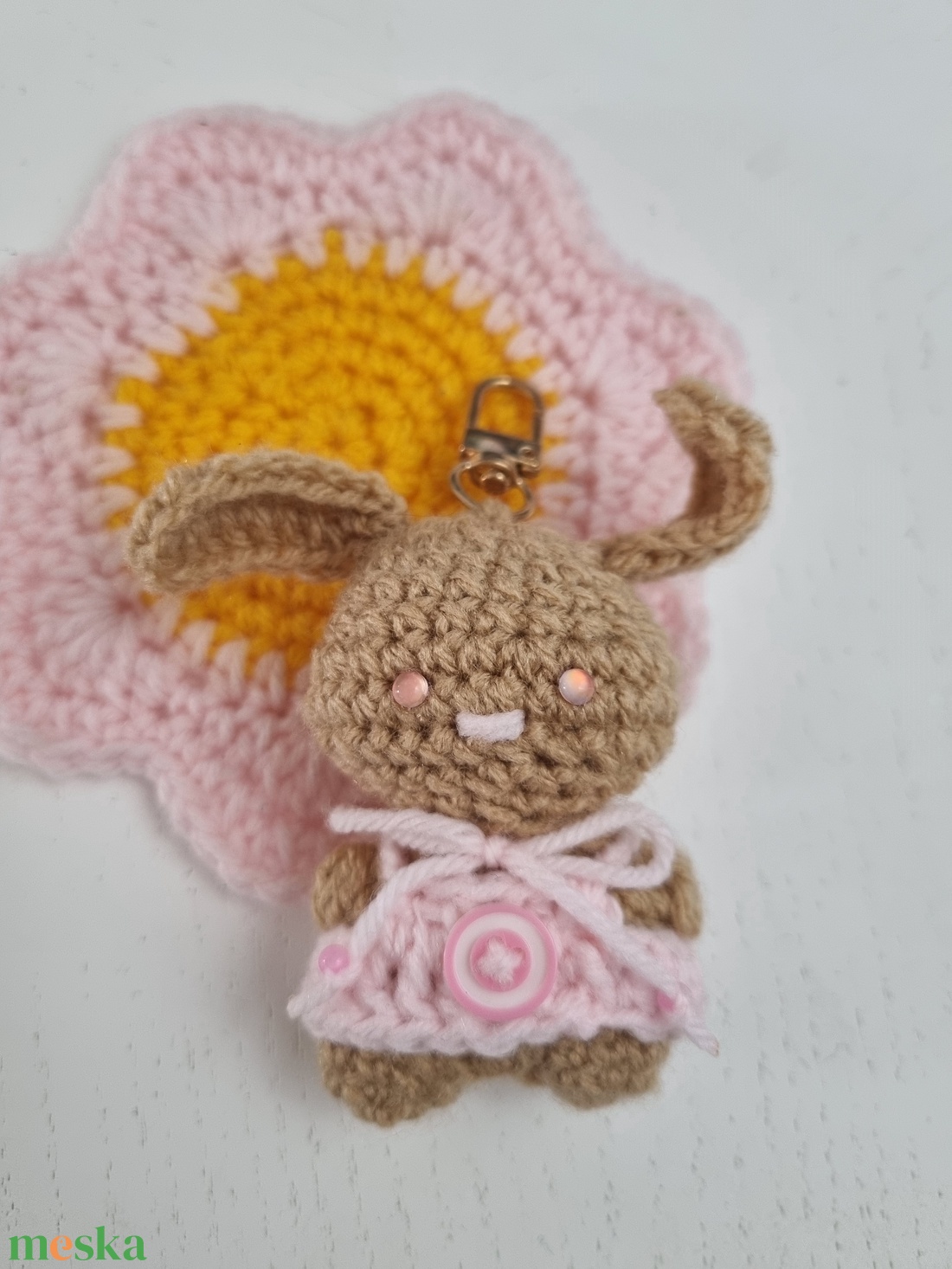 Horgolt Kulcstartó Nyuszi - táska & tok - kulcstartó & táskadísz - kulcstartó - Meska.hu