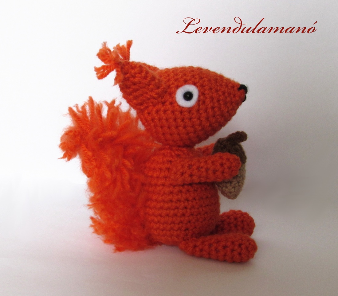 Horgolt mókus -  - Meska.hu