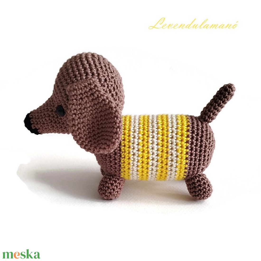 Horgolt barna tacskó kutya (sárga csíkos) amigurumi - játék & sport - plüssállat & játékfigura - kutya - Meska.hu