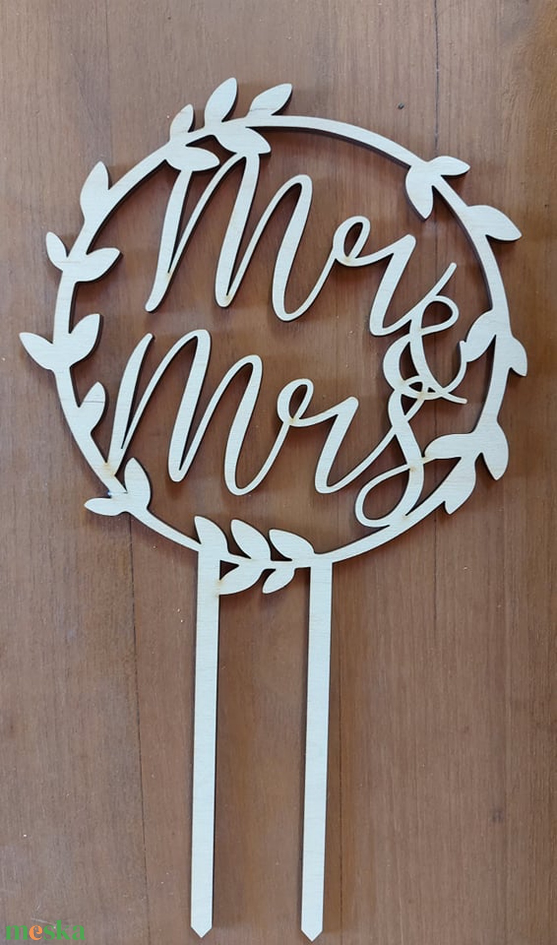 Mr és Mrs tortabeszúró, sütidísz, sütemény dekoráció Névre szólóan is! - esküvő - dekoráció - sütidísz - Meska.hu Mr és Mrs tortabeszúró, sütidísz, sütemény dekoráció Névre szólóan is! - esküvő - dekoráció - sütidísz - Meska.hu