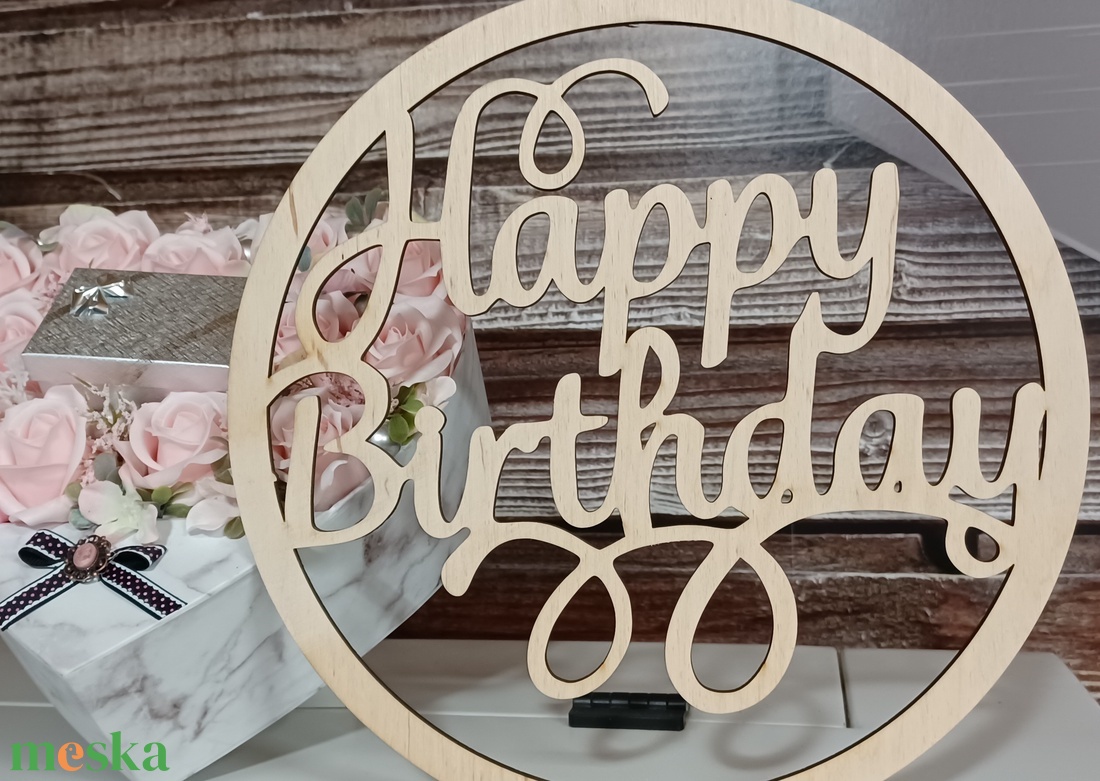 Happy Birthday feliratú fa tábla, dekorációs kiegészítő szülinapra - otthon & életmód - dekoráció - fali és függő dekoráció - falra akasztható dekor - Meska.hu Happy Birthday feliratú fa tábla, dekorációs kiegészítő szülinapra - otthon & életmód - dekoráció - fali és függő dekoráció - falra akasztható dekor - Meska.hu