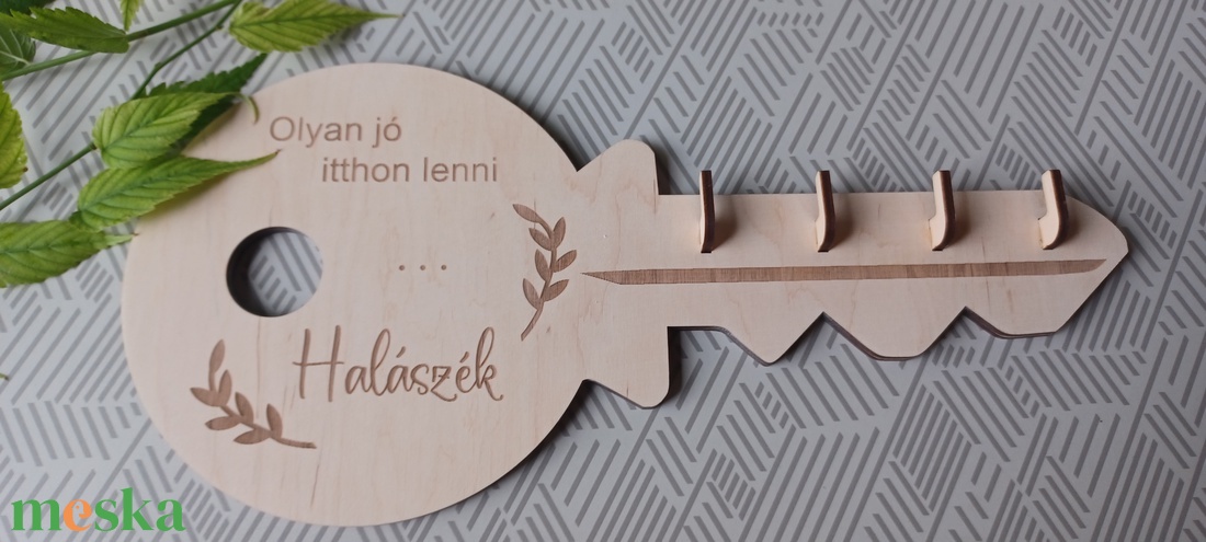 Családi fali kulcstartó, családnévre, fából - otthon & életmód - dekoráció - fali és függő dekoráció - fali kulcstartó - Meska.hu Családi fali kulcstartó, családnévre, fából - otthon & életmód - dekoráció - fali és függő dekoráció - fali kulcstartó - Meska.hu