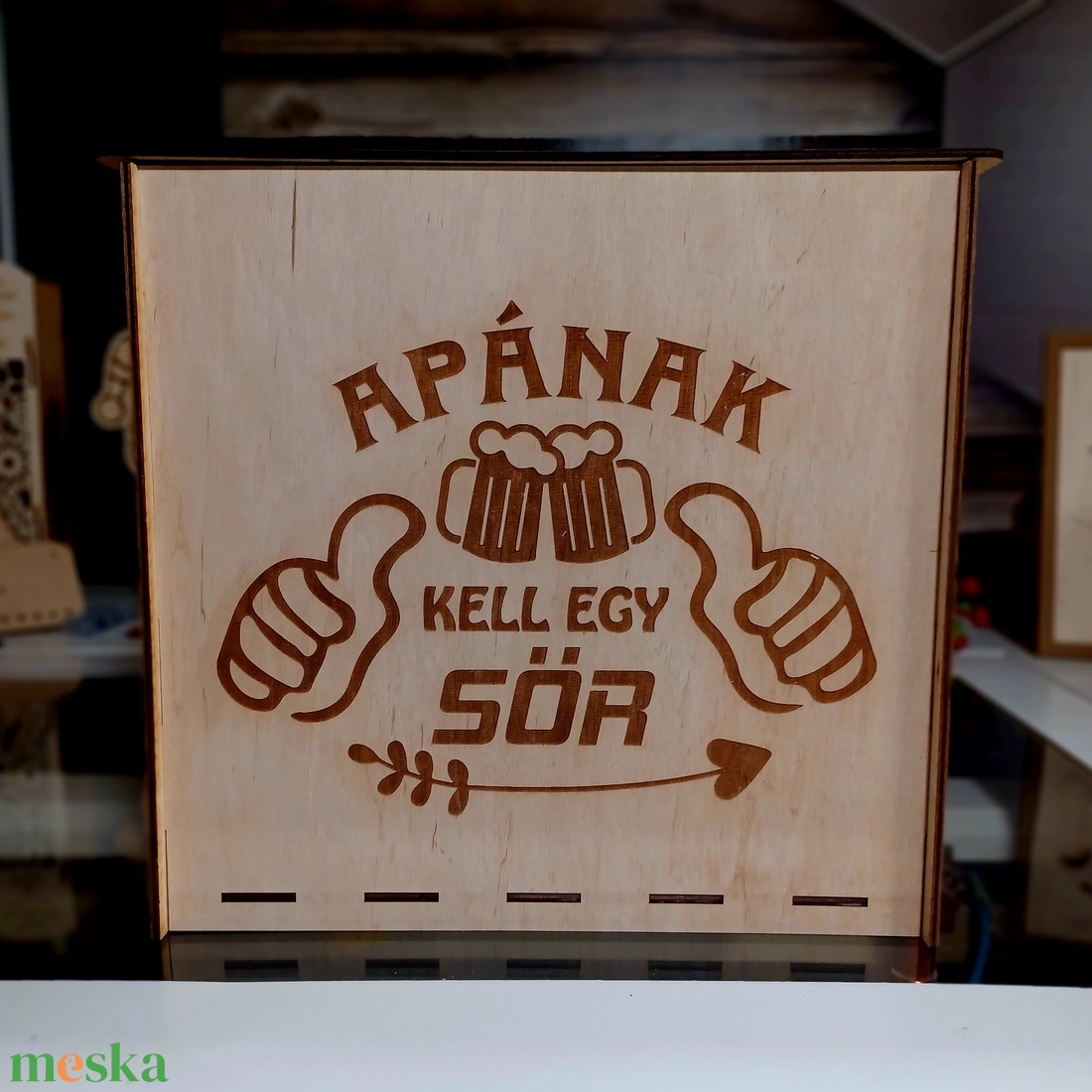 Apának kell egy sör feliratú fa sörtartó  - otthon & életmód - konyhafelszerelés, tálalás - italos kellékek - sörtartó - Meska.hu