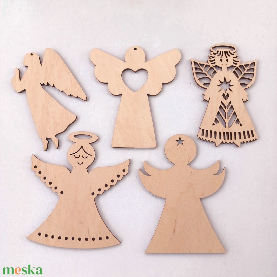 Ünnepi angyalszett  5 darab lézervágott, díszes fa dekoráció (15 cm) - karácsony - karácsonyi lakásdekoráció - karácsonyi manók, figurák - Meska.hu