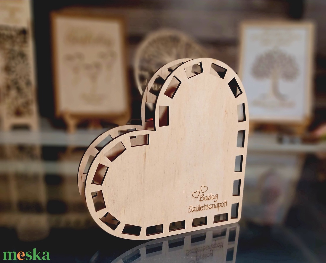 Szív alakú csokidoboz � különleges, személyre szabható ajándék - esküvő - emlék & ajándék - köszönőajándék - Meska.hu