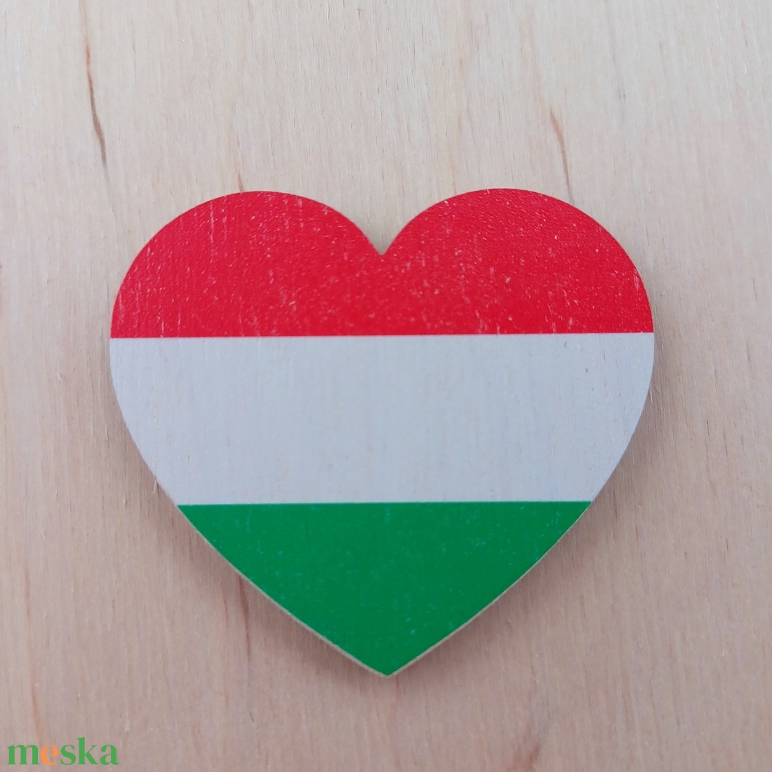 Magyar kokárda kitűző fából - ékszer - kitűző és bross - Meska.hu